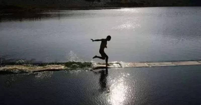 �C(j��)����ˮ�������ꑣ��d�ˣ��@Щ�ƻ�Ƭ�еĈ�(ch��ng)���쌍(sh��)�F(xi��n)�ˣ�