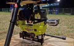 美國(guó)大學(xué)把射釘槍裝上無(wú)人機(jī) 欲代替建筑工人高空作業(yè)