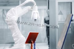 KUKA��Ϳ�C���˱��B�������ӻ�