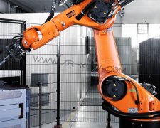 kuka�쿨KR30�Cе�ֱ��B(y��ng)